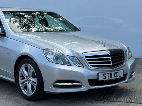 Mercedes-Benz E Class 2.1 E220 Cdi Blueefficiency Avantgarde Tiptronic E White #6