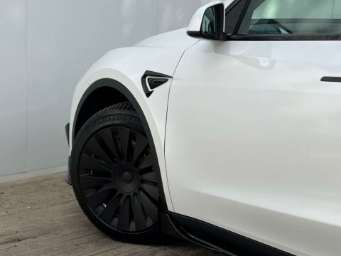 Tesla Model Y Model Y Long White #45