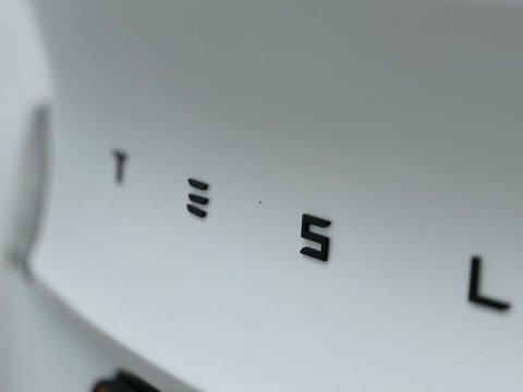 Tesla Model Y Model Y Long White #44