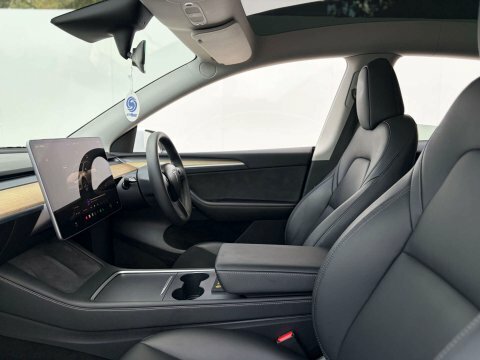 Tesla Model Y Model Y Long White #68