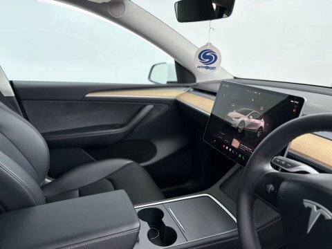 Tesla Model Y Model Y Long White #22