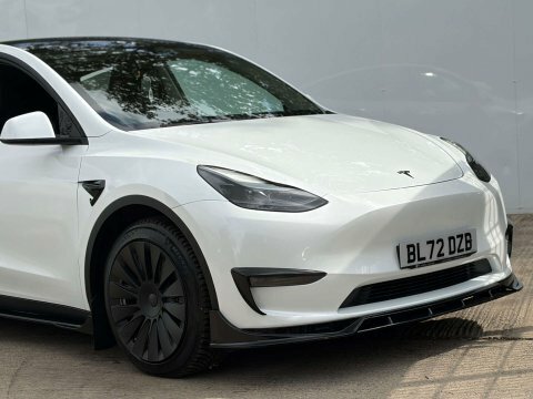 Tesla Model Y Model Y Long White #3