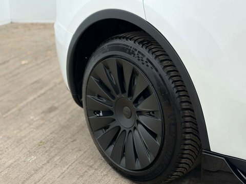 Tesla Model Y Model Y Long White #9