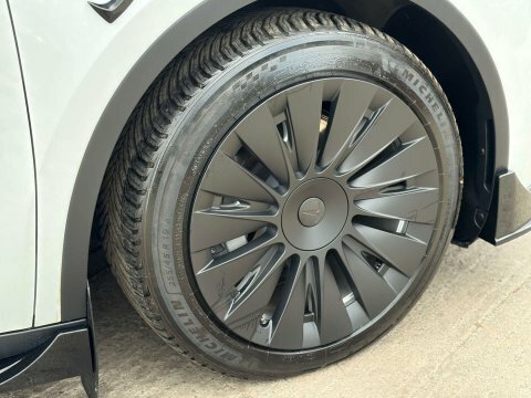 Tesla Model Y Model Y Long White #14