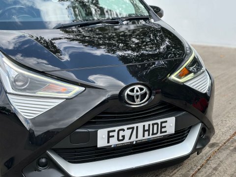 Toyota Aygo X -Play Tss Vvt-i Black #4