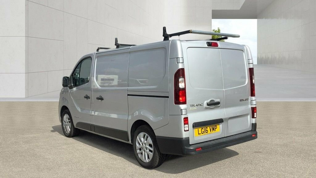 Renault Trafic 1.6L Sport Silver #3