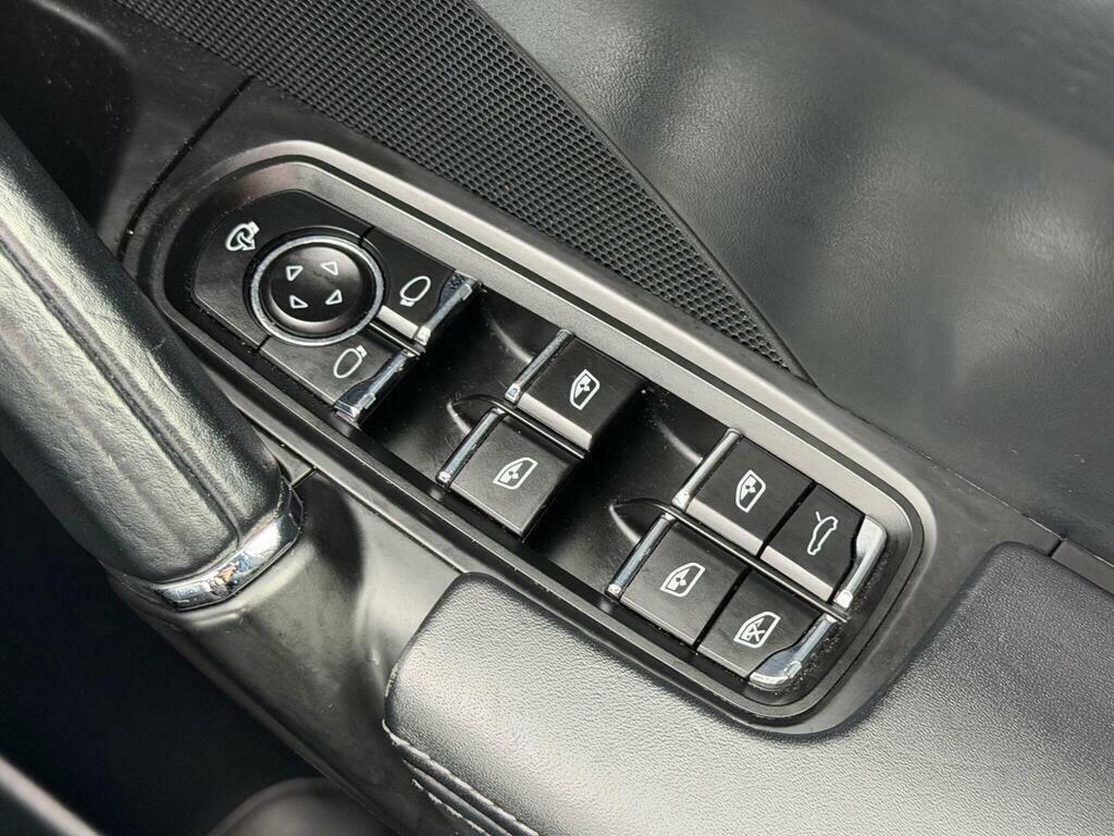 Porsche Cayenne Black #44