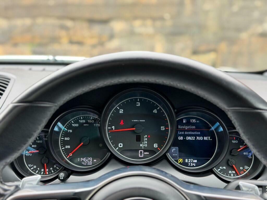 Porsche Cayenne Black #24
