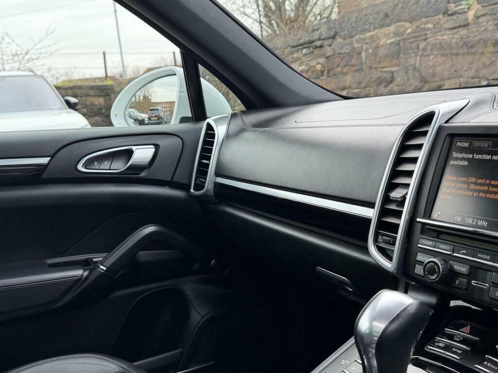 Porsche Cayenne Black #45