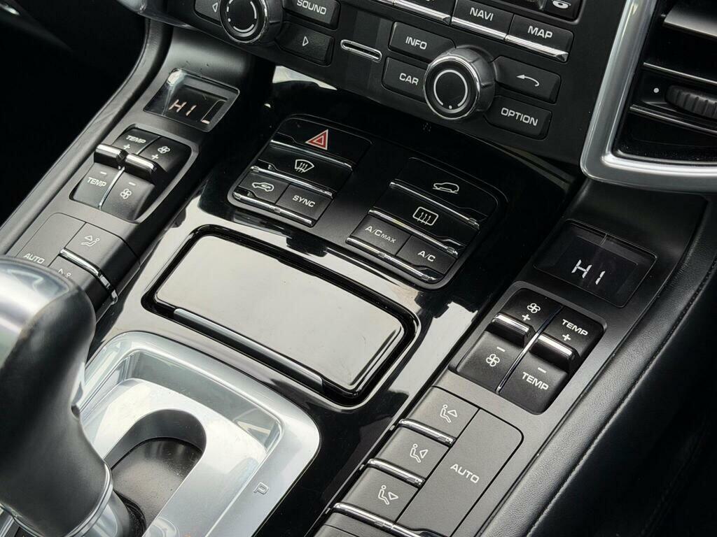 Porsche Cayenne Black #36