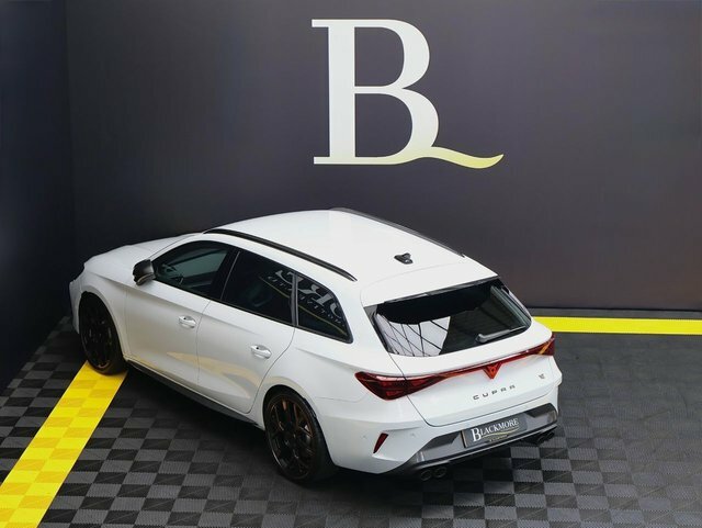 Cupra Leon 2025 75 2.0 Vz3 Dsg 4Drive White #2
