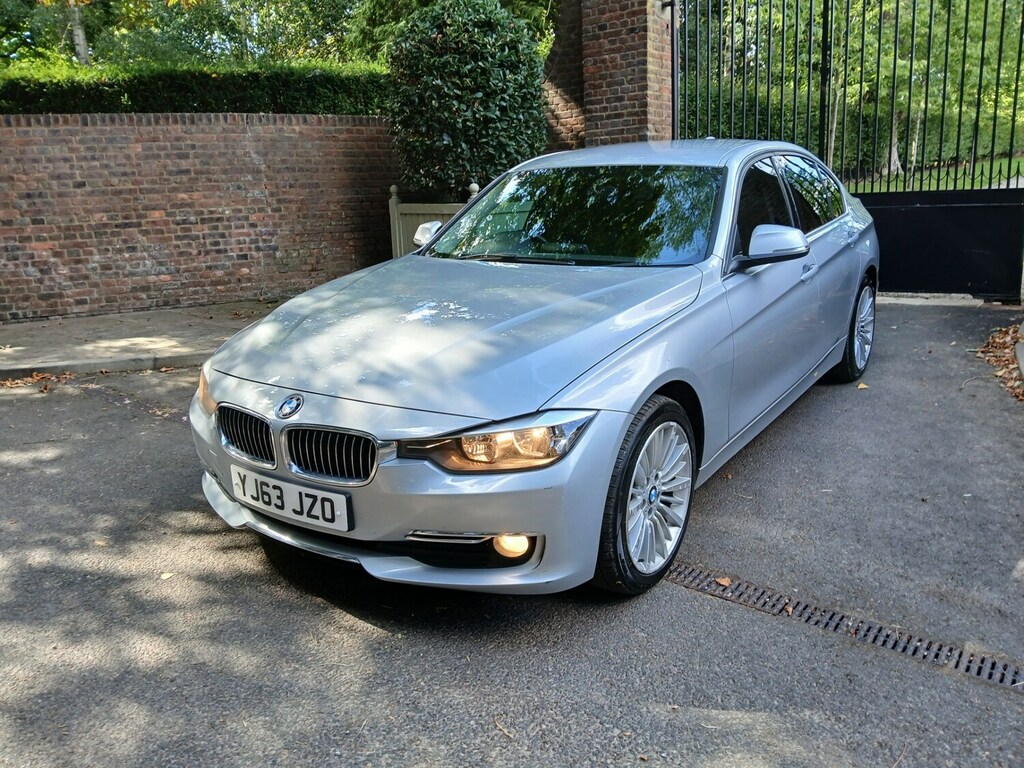 BMW 3 Series 320D Luxury YJ63JZO Silver #3