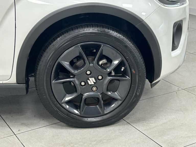 Suzuki Ignis Hatchback White #12