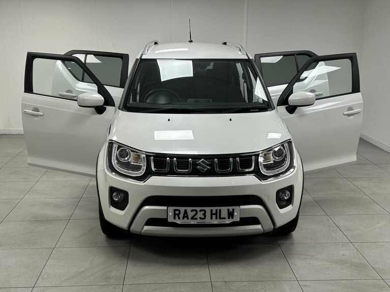Suzuki Ignis Hatchback White #16