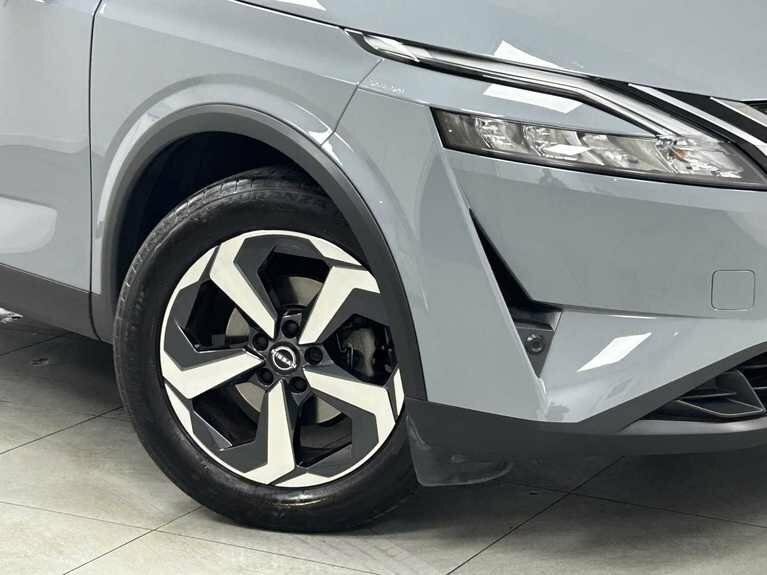 Nissan Qashqai 1.3 Dig-t Mh 158 N-connecta