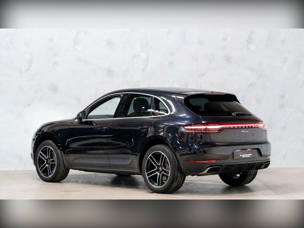 Porsche Macan 2.0T Pdk 4Wd Euro 6 Ss RV19MGX Black #5