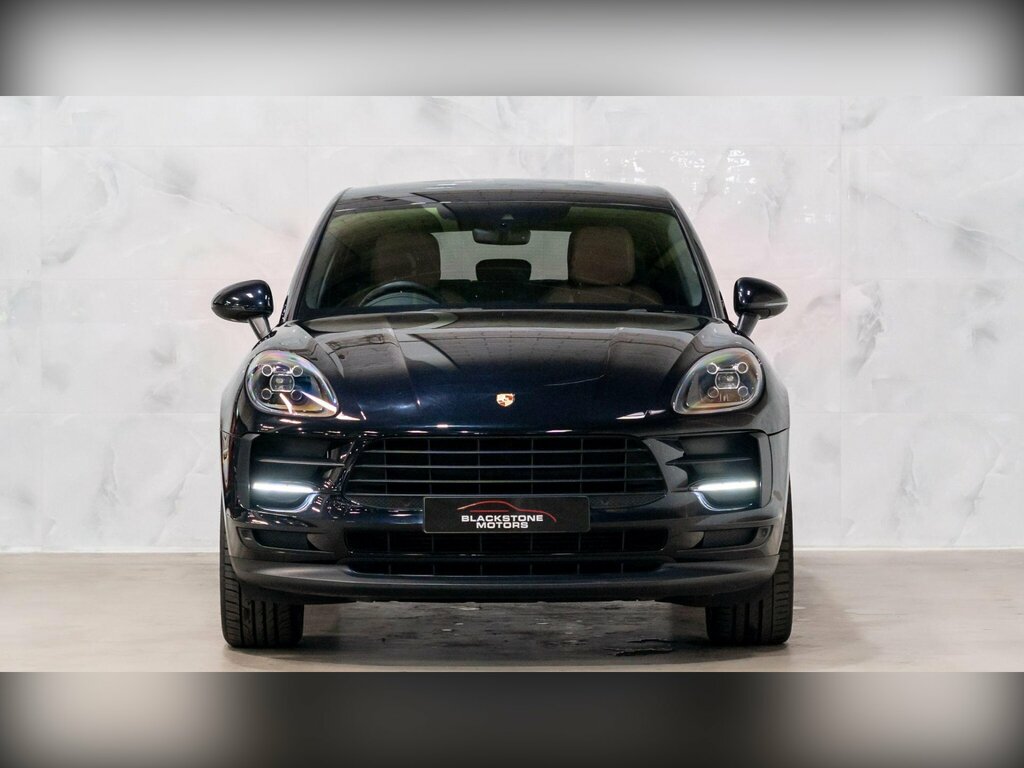 Porsche Macan 2.0T Pdk 4Wd Euro 6 Ss RV19MGX Black #2