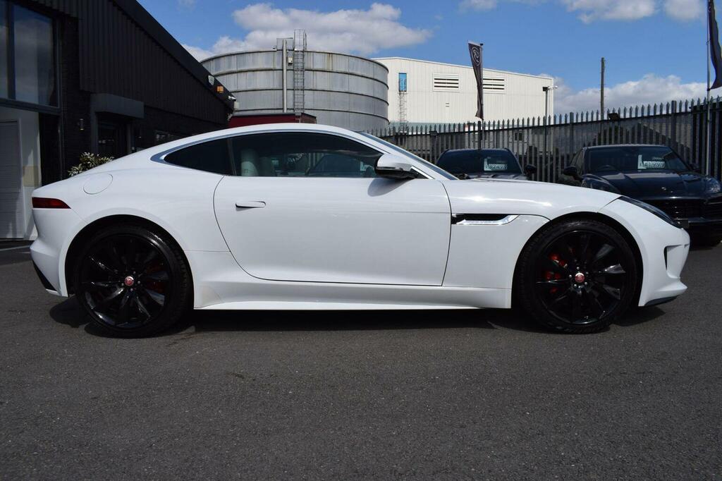 Jaguar F-Type Coupe 3.0 V6 Euro 5 Ss 201414 White #4