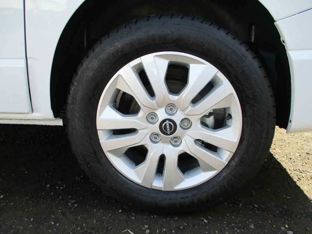 Nissan Diesel #15