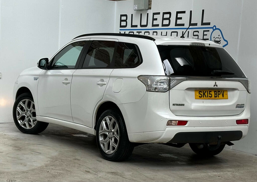 Mitsubishi Outlander 2.0H 12Kwh Gx3h Cvt 4Wd Euro 5 Ss White #4