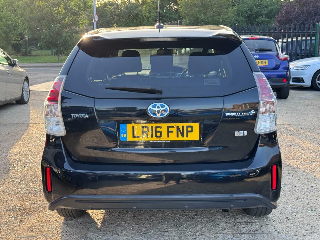 Toyota Prius+ Icon Black #4