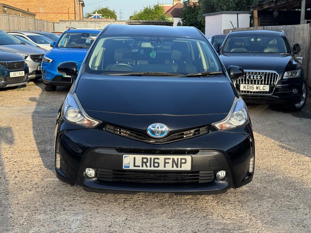 Toyota Prius+ Icon Black #2