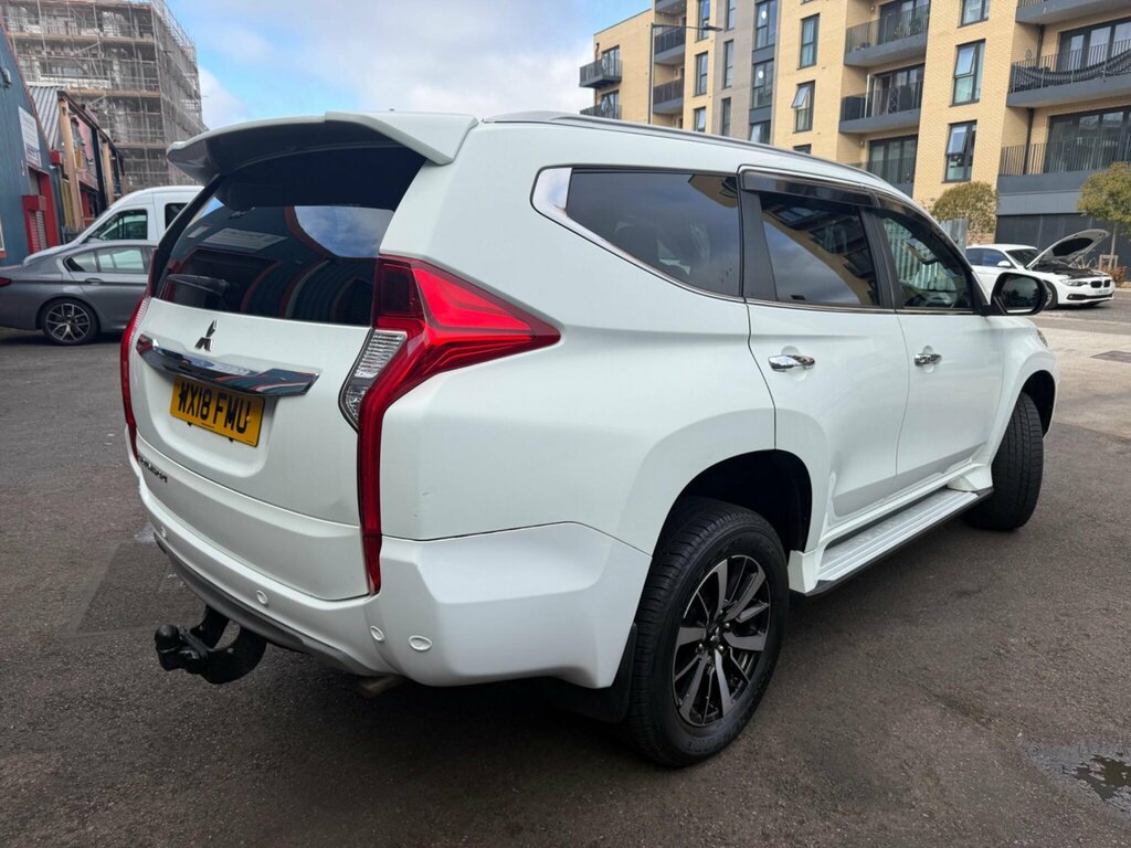 Mitsubishi Shogun Sport D 4 Red #24
