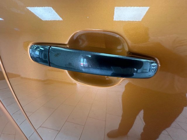 Ford Ranger Orange #25