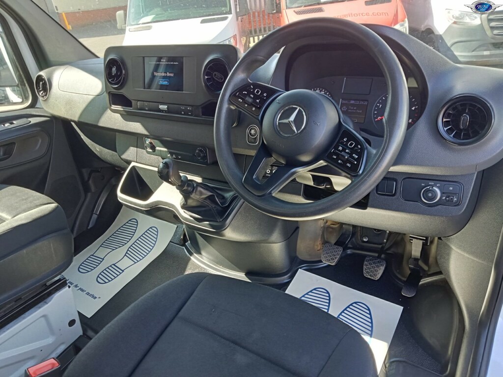 Mercedes-Benz Sprinter 2.1 311 Cdi PO70VSL White #2
