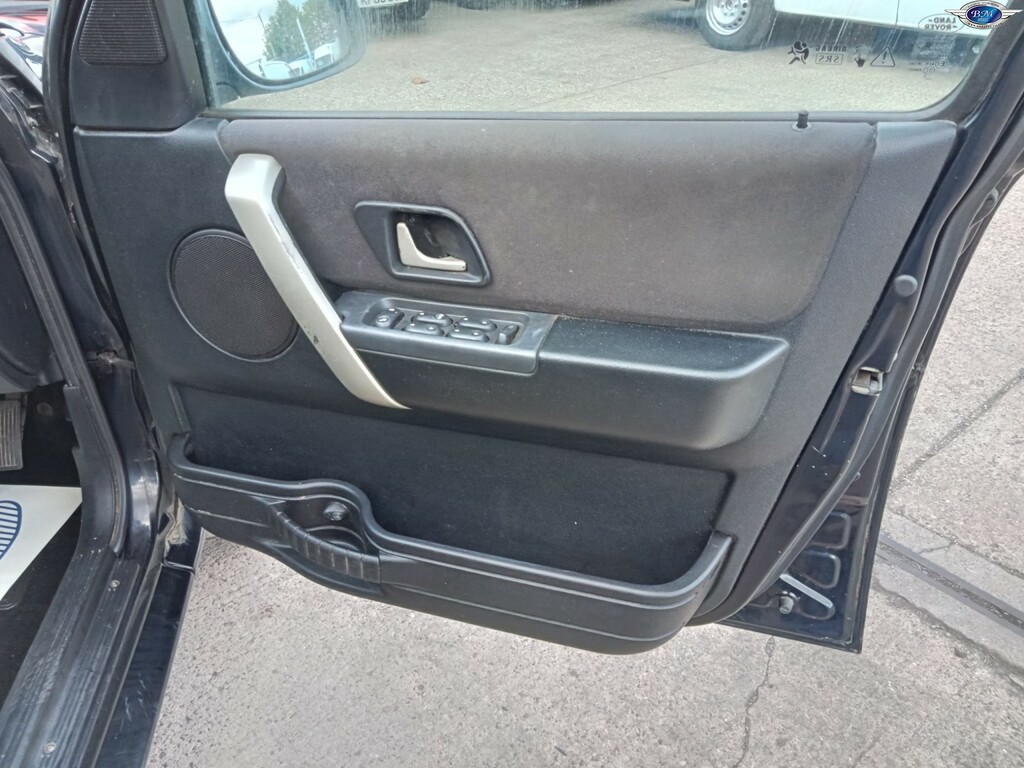 Land Rover Freelander  Black #14