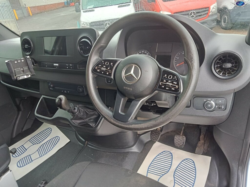 Mercedes-Benz Sprinter Panel Van White #12
