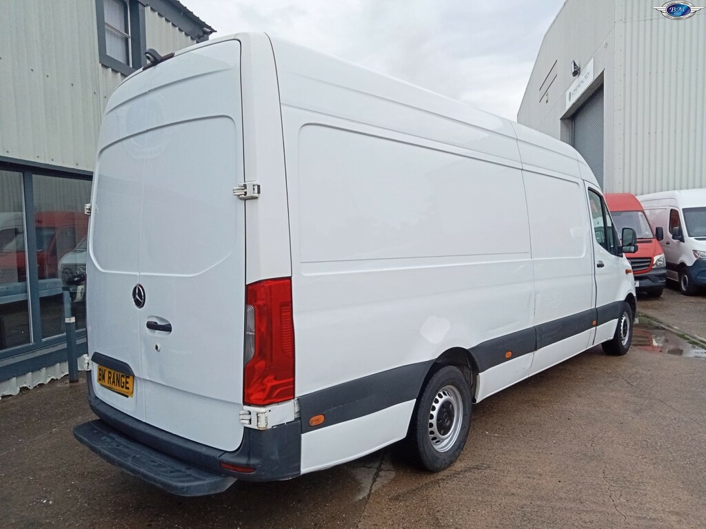 Mercedes-Benz Sprinter Panel Van White #9
