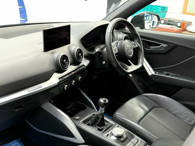 Audi Q2 Tfsi 30 S Line GJ70XVH Grey #2