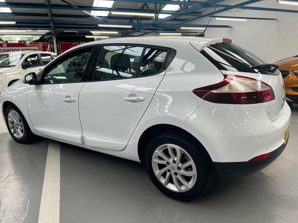 Renault Megane 1.5 Dci Energy Dynamique Tomtom Euro 5 Ss CA15EHT White #5