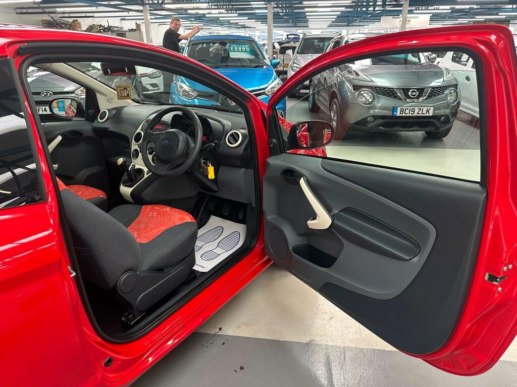 Ford KA Studio Plus Red #10