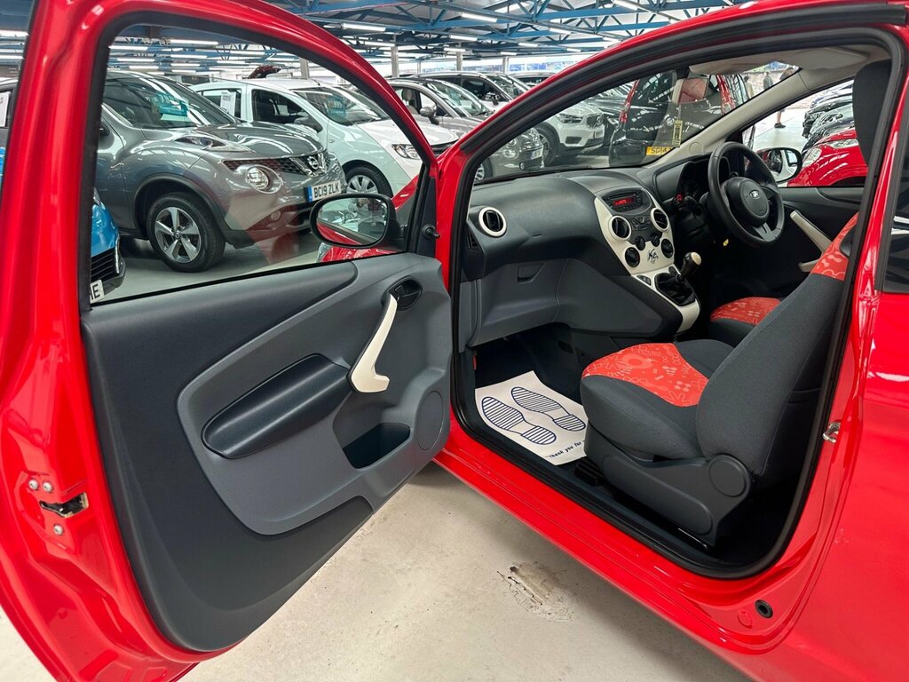Ford KA Studio Plus Red #31
