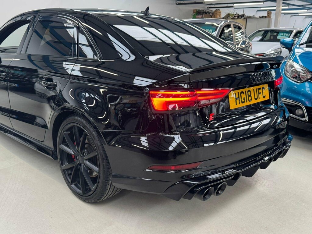 Audi S3 2.0 Tfsi Black Edition S Tronic Quattro Euro 6 S Black #3
