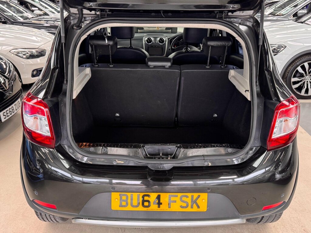 Dacia Sandero Stepway Stepway White #26