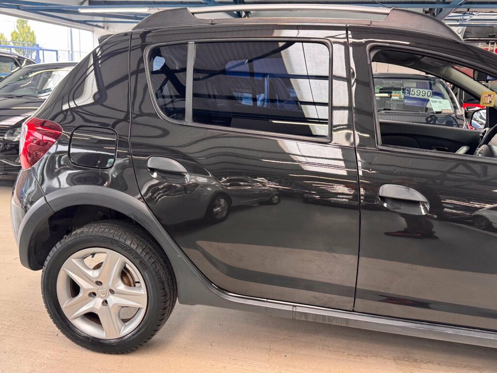 Dacia Sandero Stepway Stepway White #30