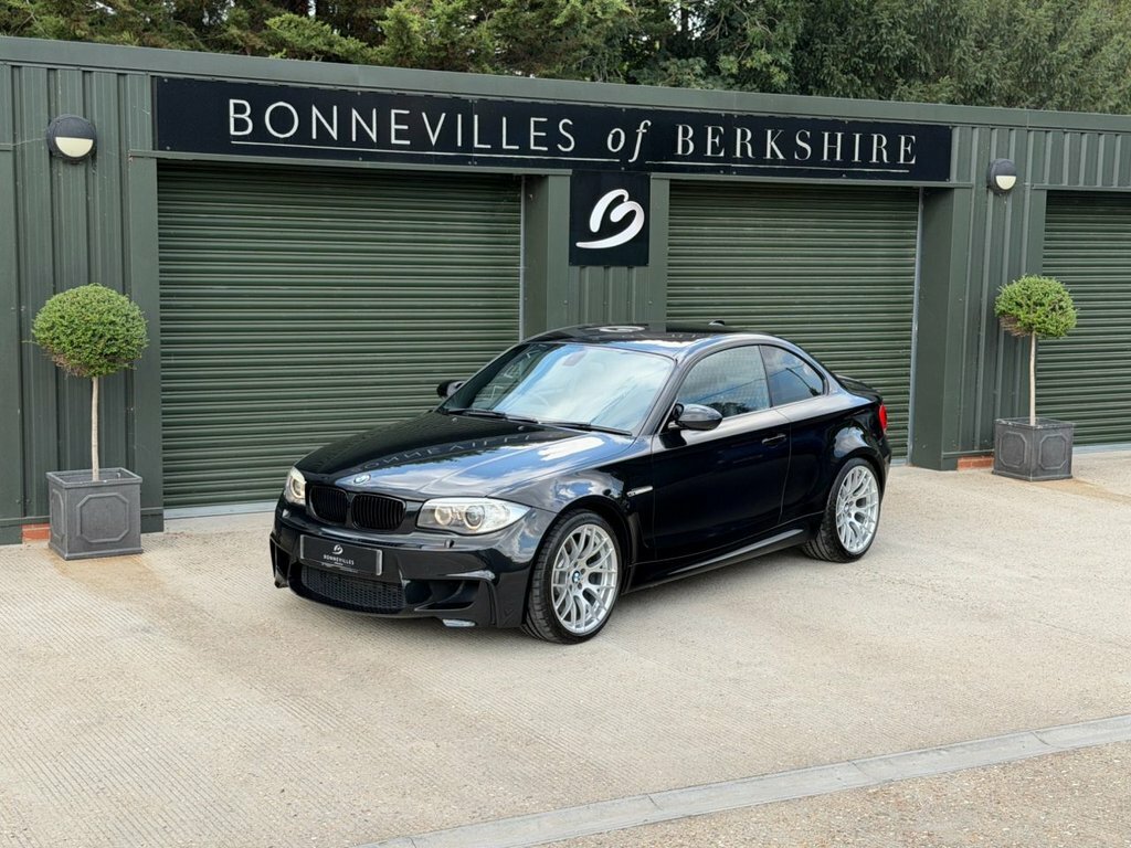 BMW 1 Series 3L M Black #4