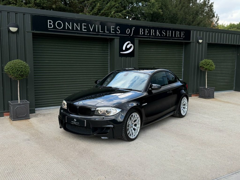 BMW 1 Series 3L M Black #6