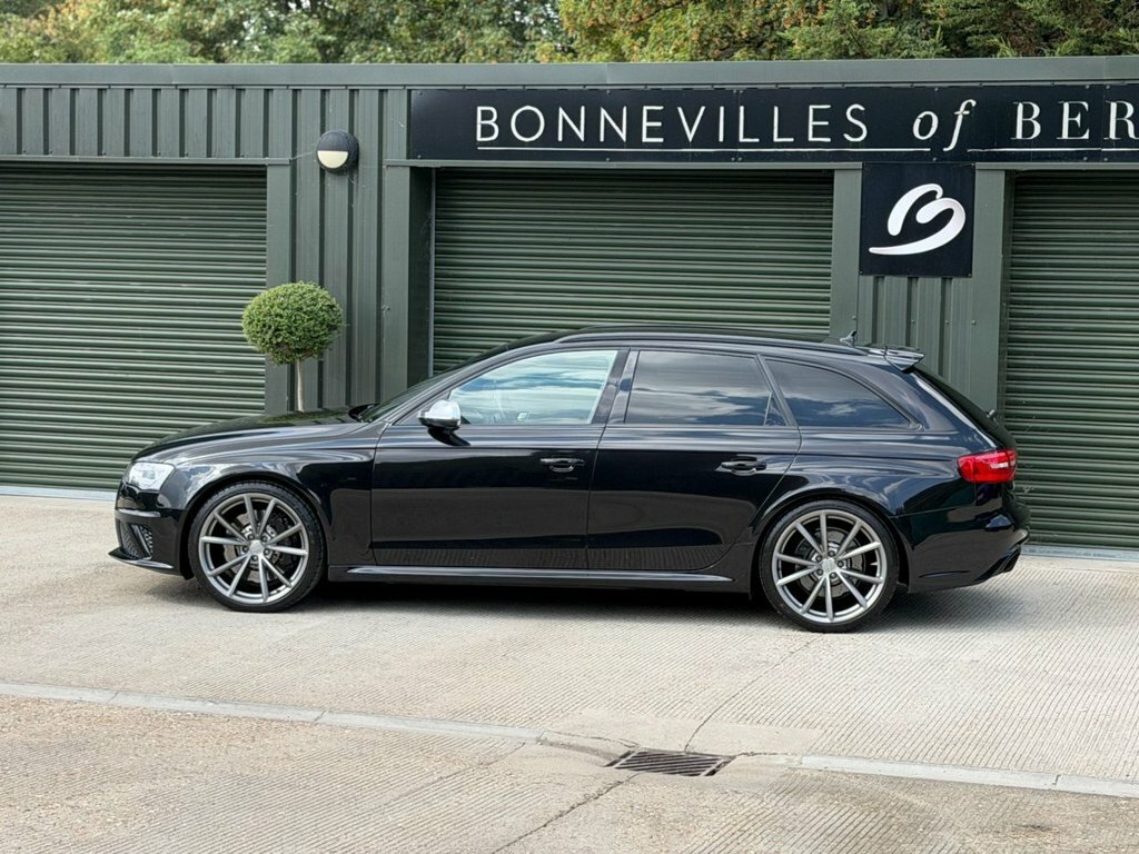 Audi RS4 Avant 4.2L Null SL64UVX Black #3