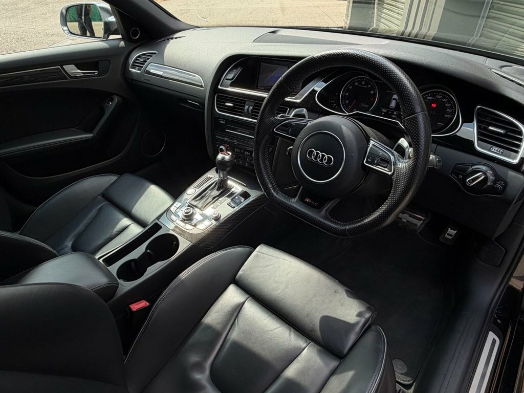 Audi RS4 Avant 4.2L Null White #38