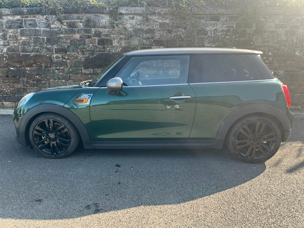 Mini Hatch 1.5L Cooper Seven EJ66ZWR Green #4