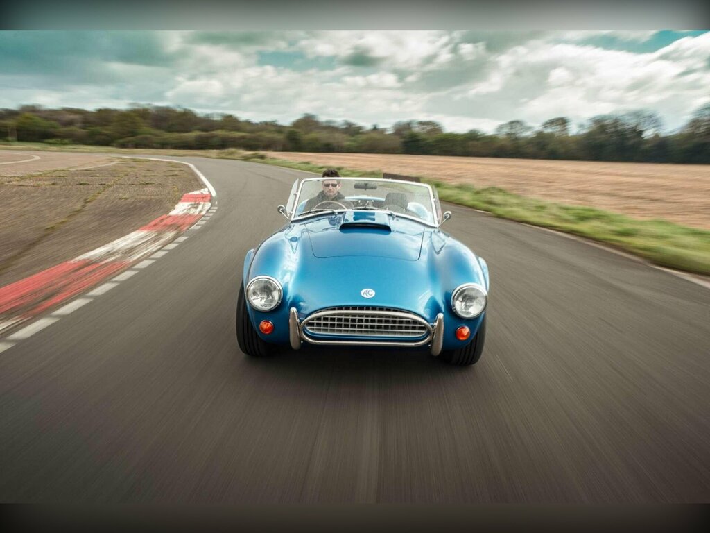 AC Cobra Mk2 347 YAL66E Blue #2