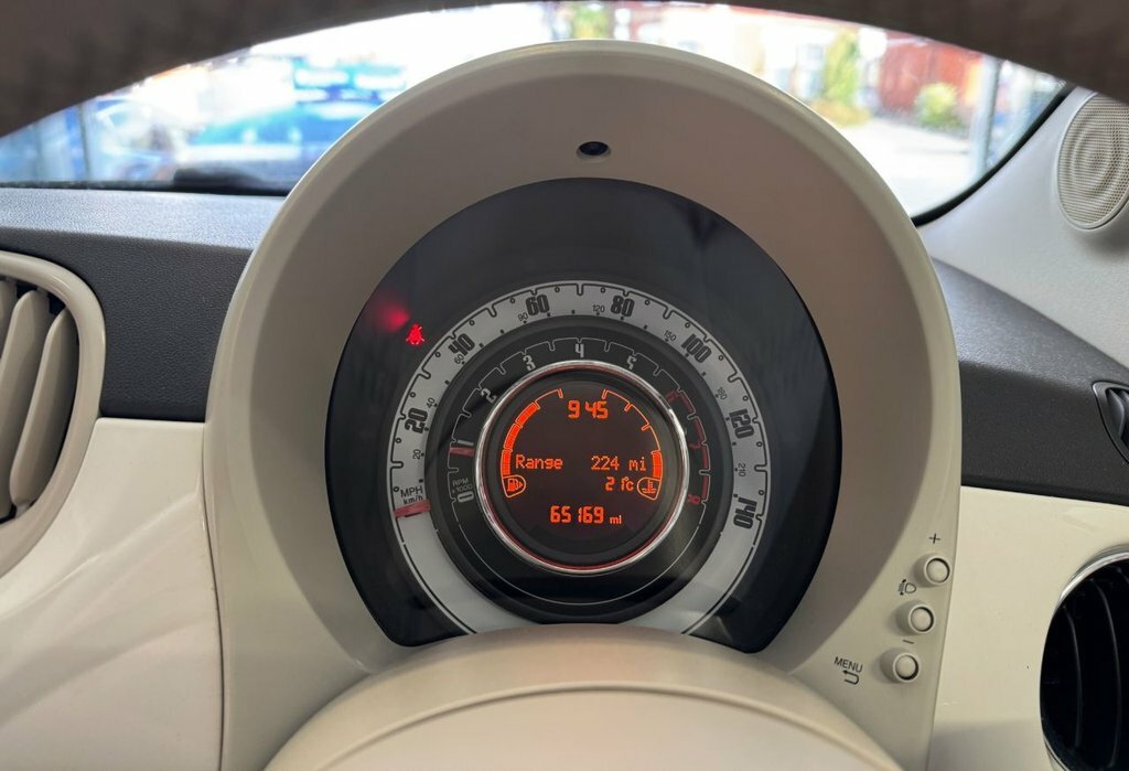 Fiat 500 1.2L Lounge White #6