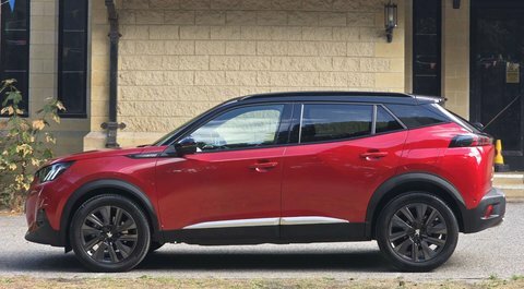 Peugeot 2008 Suv EX20NFG Red #3