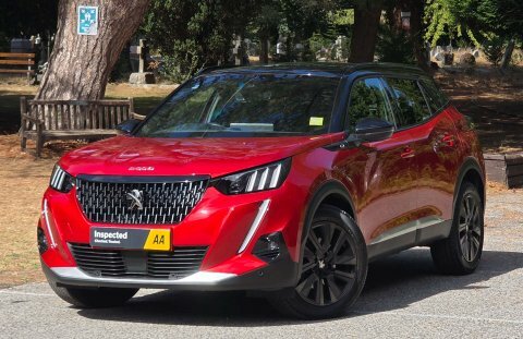 Peugeot 2008 Suv EX20NFG Red #2