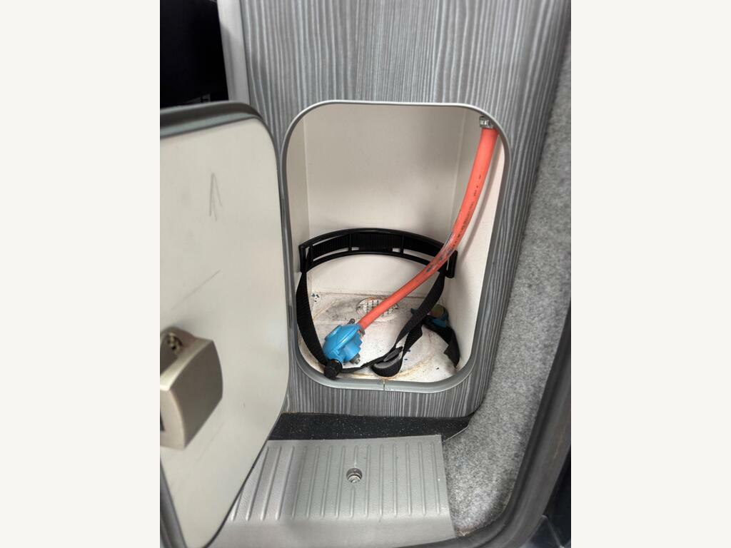 Volkswagen Transporter White White #15