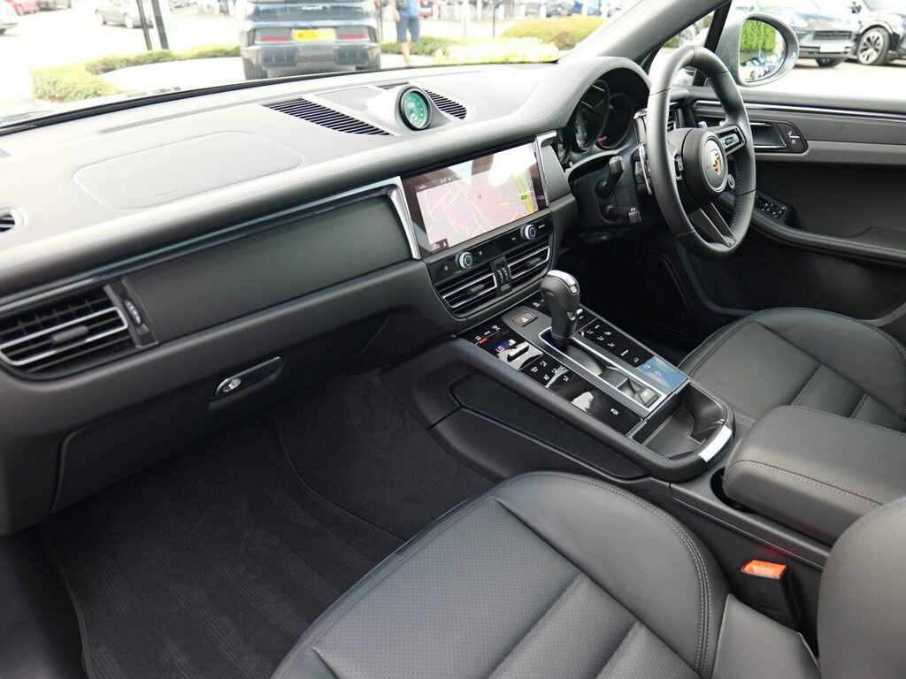 Porsche Macan Petrol Grey #5